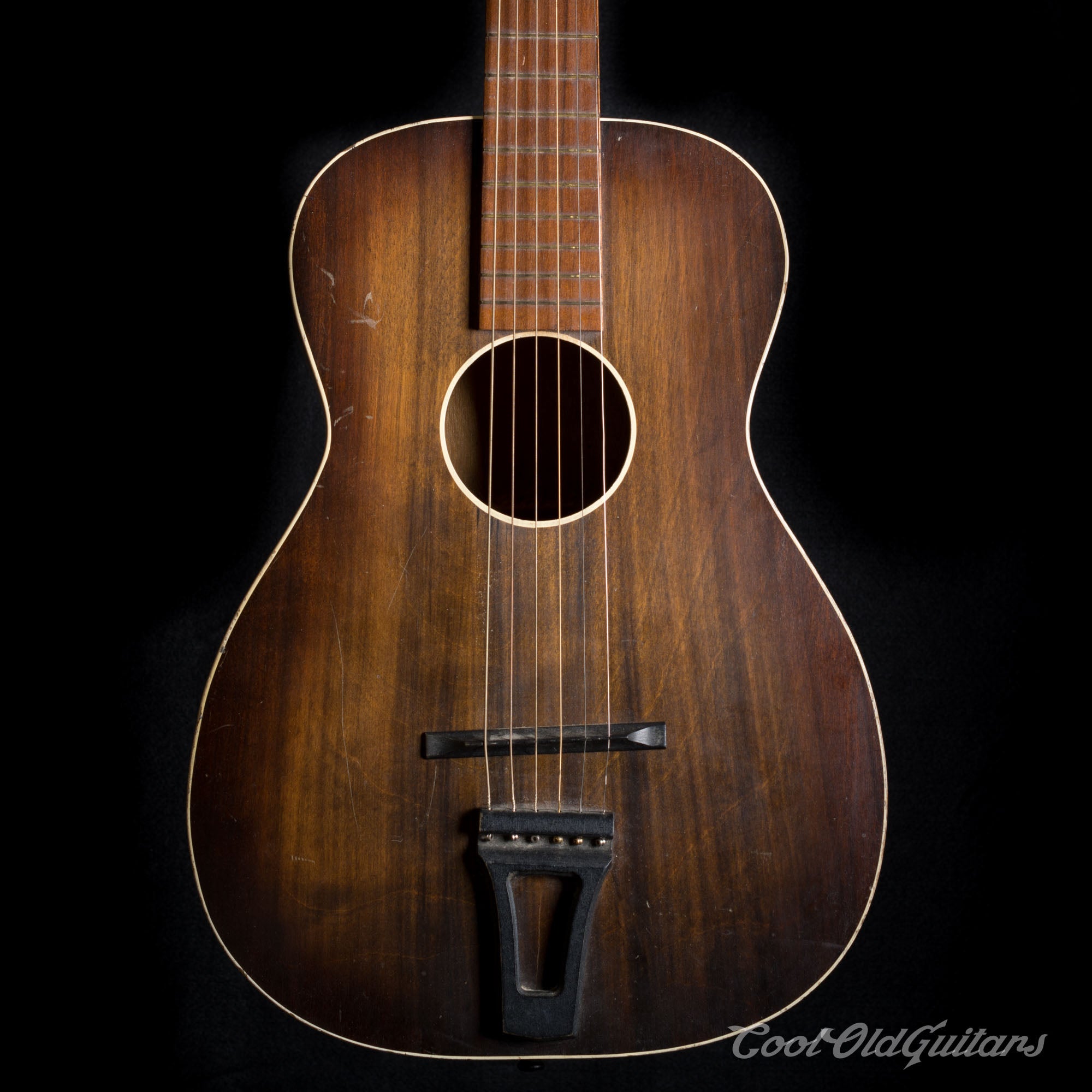 アート・デザイン・音楽 the days of acoustic guitars アート・デザイン・音楽 the days of acoustic guitars Amazon