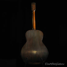Vintage 1939 Gibson L-00 Acoustic Guitar - Rare Features